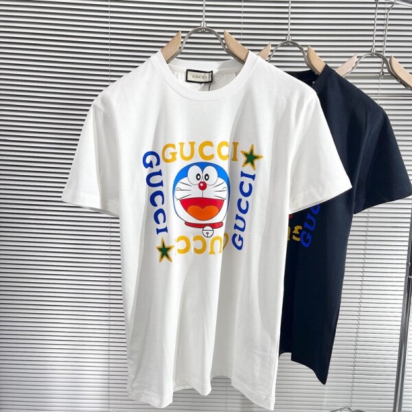 위핑,구찌 GUCCI 캐릭터 도라에몽 커플룩 반팔티