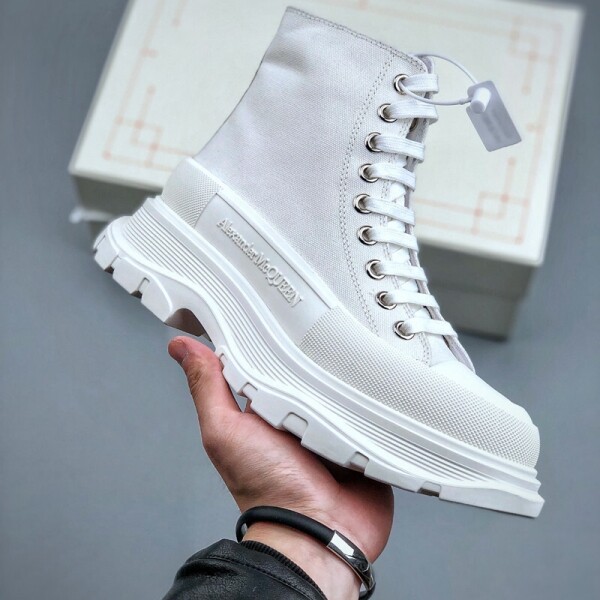 위핑,알렉산더맥퀸 Alexander McQueen  봄여름 하이탑 스니커즈  흰색
