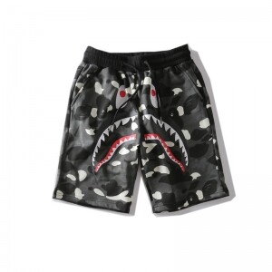베이프 BAPE 샤크헤드라이트 반바지 스팟