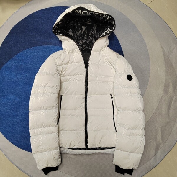 위핑,몽클레어 MONCLER 남자 화이트 패딩 코트