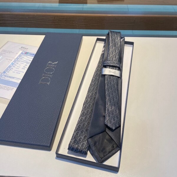 위핑,디올 DIOR  로고 프린트 트윌 넥타이