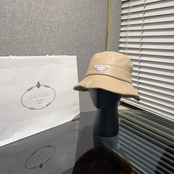 위핑,프라다 PRADA  로고 패치 트렌드 와일드 버킷햇