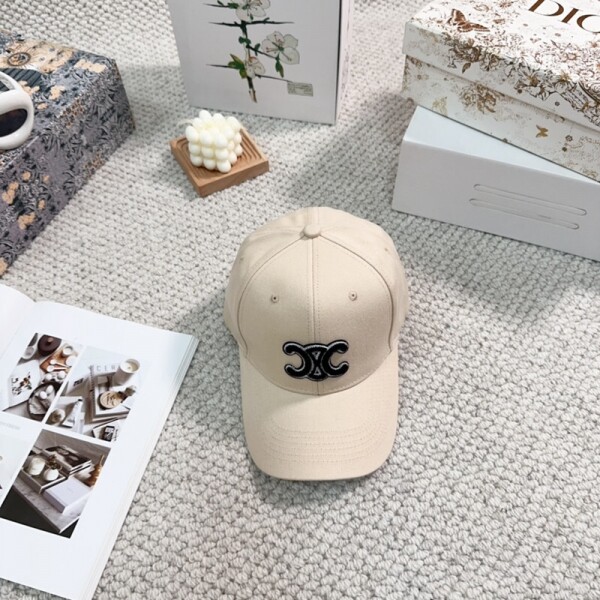 위핑,셀린느 CELINE  클래식 로고 심플 스냅백