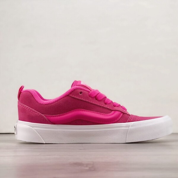 위핑,반스  vans 핫한 빅 밴스 용과 핑크 슈즈 VN0009QCYU2