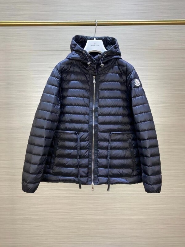 위핑,몽클레어 Moncler 여성 얇은 패딩 블랙