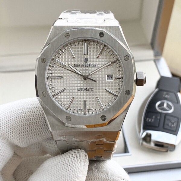 위핑,오데마피게 Audemars Piguet  팔각형 케이스 디자인 와일드 시계