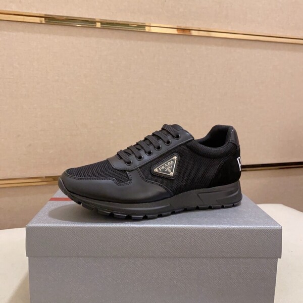위핑,프라다 PRADA 남자 패션 스니커즈 운동화