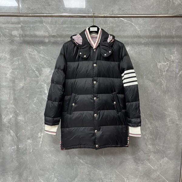 위핑,톰 브라운 Thom Browne TB클래식 4줄 칼라 롱 패딩 남녀공용