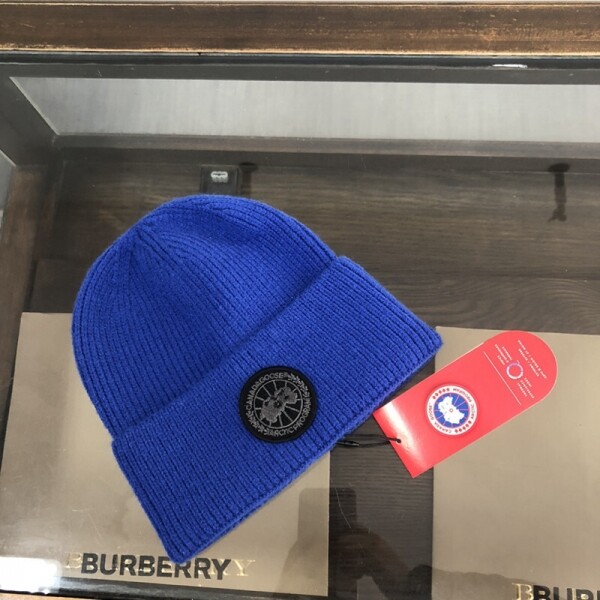 위핑,캐나다구스 Canada Goose 클래식 로고 패션 비니