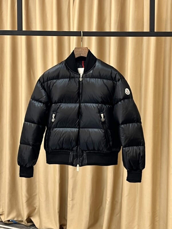 블링크,몽클레어 MONCLER 메를라 패딩 파일럿 숏 코트 블랙