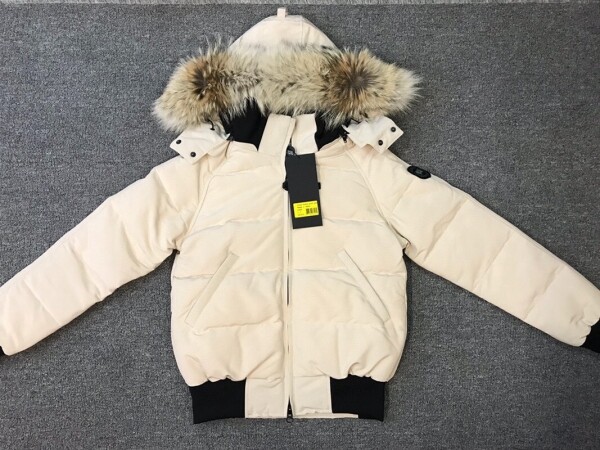 위핑,캐나다구스 Canada Goose 클래식 로고 여성 패션 캐주얼 숏 패딩