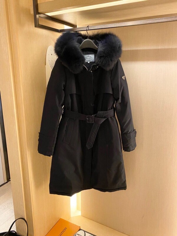 위핑,프라다 PRADA 여성 캐주얼 롱 패딩 블랙