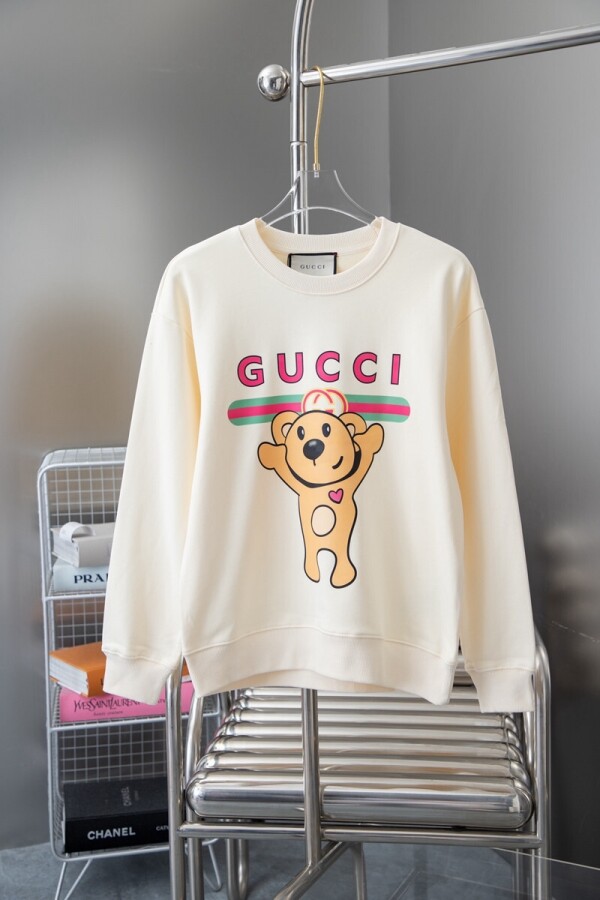 위핑,구찌 GUCCI 라운드 맨투맨 캐릭터 곰돌이 로고 프린트 화이트