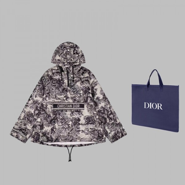 위핑,디올 DIOR 가을 겨울 신상 후드 바람막이