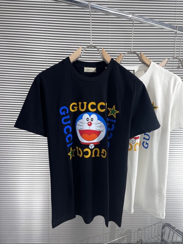 위핑,구찌 GUCCI 캐릭터 로고 커플 라운드 반팔 티 블랙