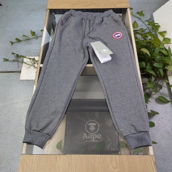 위핑,캐나다구스 Canada Goose 클래식 스탬프 자수 캐주얼 커플 기모 맨투맨