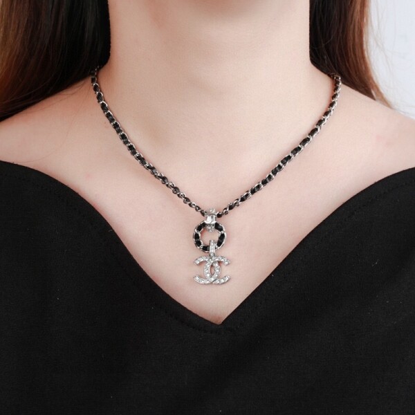 위핑,샤넬 CHANEL 모던한 디자인 캐주얼 목걸이