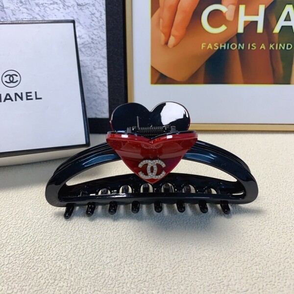 위핑,샤넬 CHANEL 스타일리쉬한 로고 디자인 클립집게핀