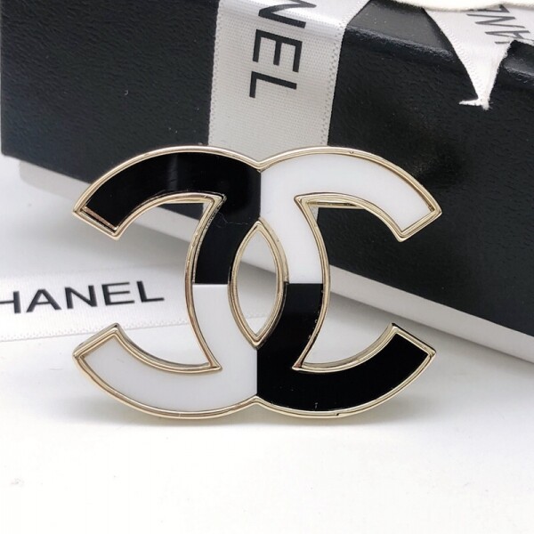 위핑,샤넬 CHANEL 모던 심플 디자인 브로치