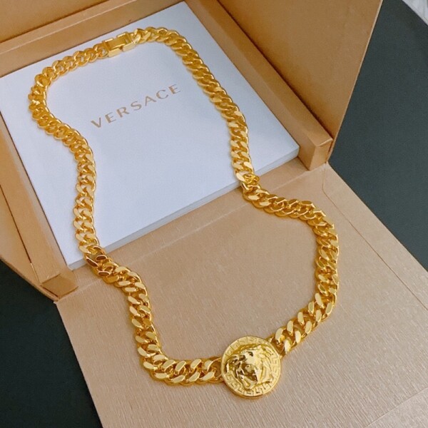 위핑,베르사체 Versace 클래식 메두사 프로필 팬던트 빈티지 목걸이 52cm