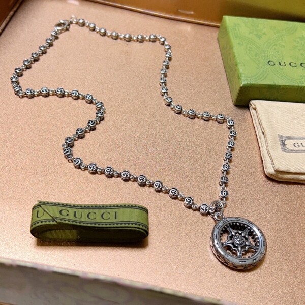 위핑,구찌 GUCCI 클래식 요소 빈티지 펜던트 목걸이