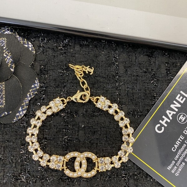 위핑,샤넬 CHANEL 모던 빈티지 디자인 조절 팔찌