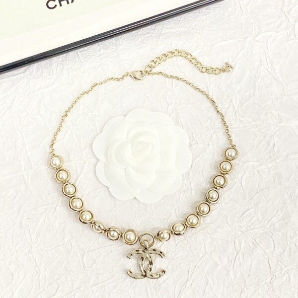 위핑,샤넬 CHANEL 금테 진주 반 체인 목걸이