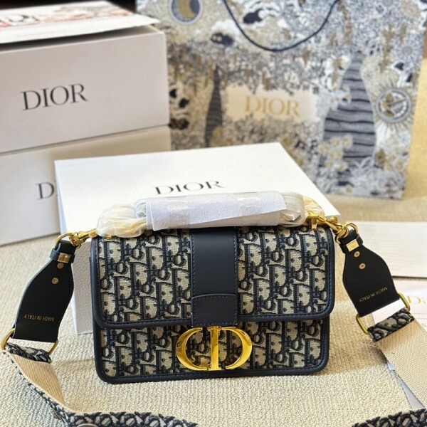 위핑,디올 DIOR 클래식 빈티지 크로스백 26*16cm