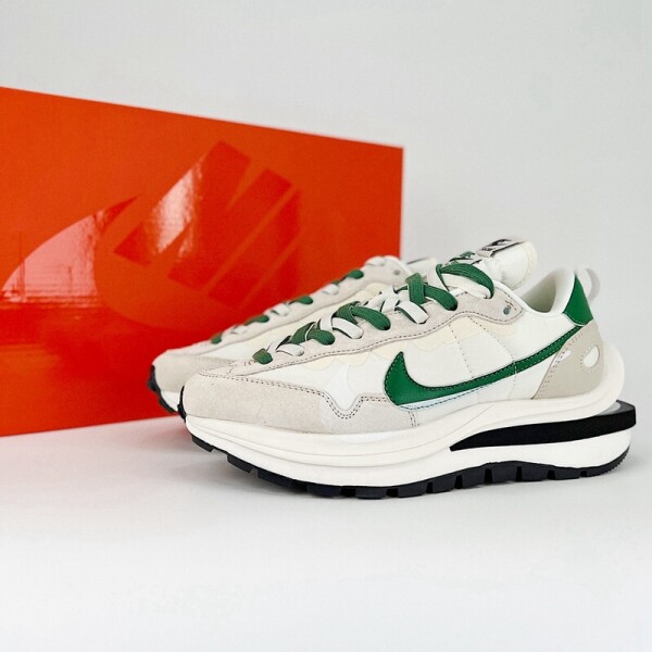 위핑,나이키 Nike 트렌드 디자인 패션 스니커즈 운동화 DD1875-102