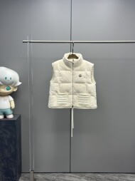 몽클레르 MONCLER 모던 차이나 퍼 베스트 패딩