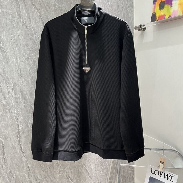 위핑,프라다 PRADA 클래식 삼각로고  맨투맨 블랙 남여 공용