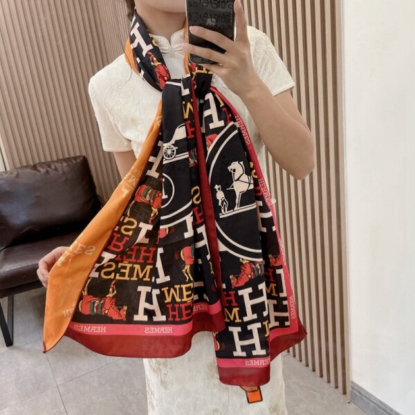 위핑,에르메스 Hermès 모던 로고 빈티지 프린트 디자인 감각 캐주얼 머플러 70*180cm