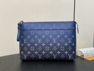 루이비통 louis vuitton 클래식 로고 패턴 스타일리쉬 클러치 M11545