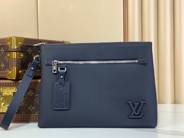 블링크,루이비통 louis vuitton 클래식 로고 패턴 스타일리쉬 클러치 M69837