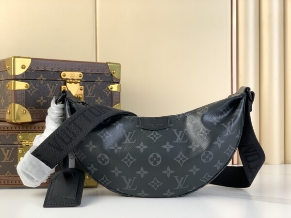 블링크,루이비통 louis vuitton 클래식 로고 패턴 모던한 디자인의 숄더백 M47158