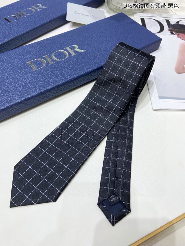 블링크,디올 DIOR 모던 클래식 디자인 비즈니스 캐주얼 넥타이