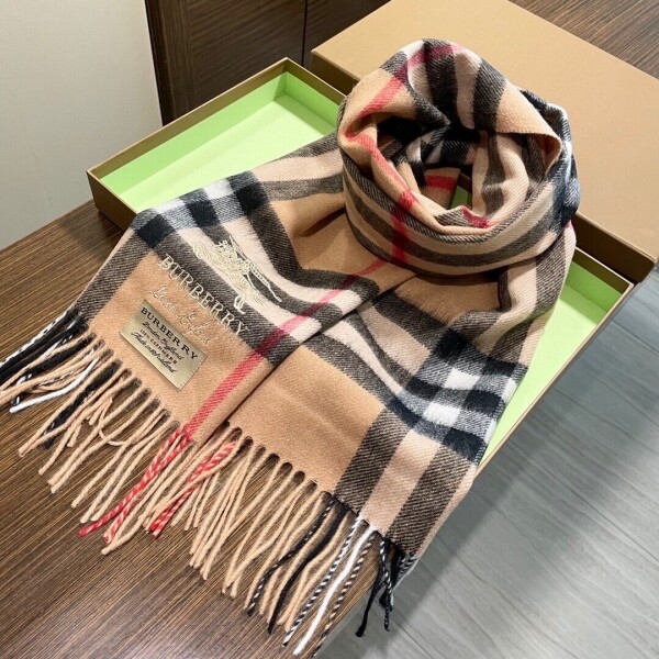 위핑,버버리 BURBERRY 모던 클래식한 디자인의 양면 자카드 캐주얼 머플러 30*180cm