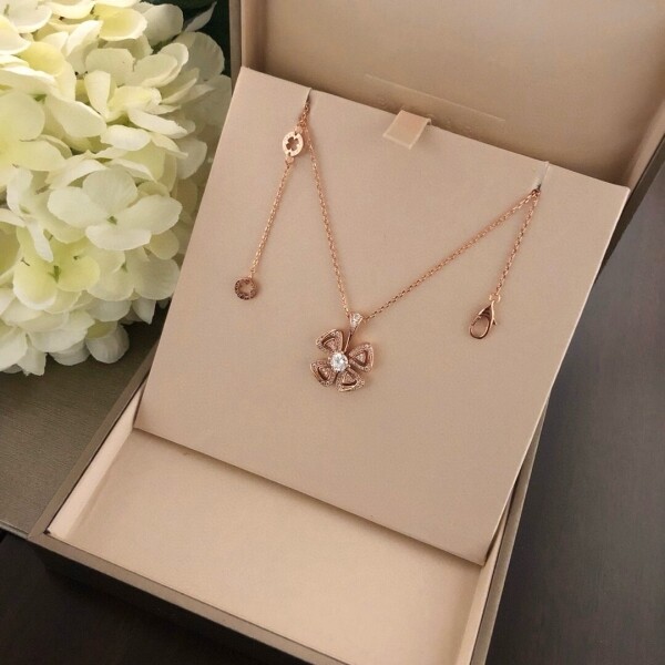 위핑,불가리 BVLGARI 로고 트렌디 디자인 목걸이