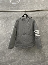 톰브라운 Thom Browne 모던 클래식 캐주얼 후드 패딩 코트
