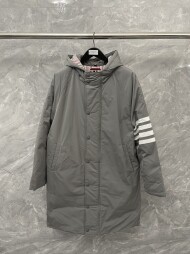 톰브라운 Thom Browne 모던 클래식 캐주얼 후드 패딩 코트