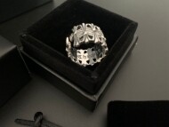 크롬하츠 Chrome Hearts 로고 앤티크 디자인 느낌 반지