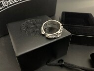 크롬하츠 Chrome Hearts 로고 앤티크 디자인 느낌 반지