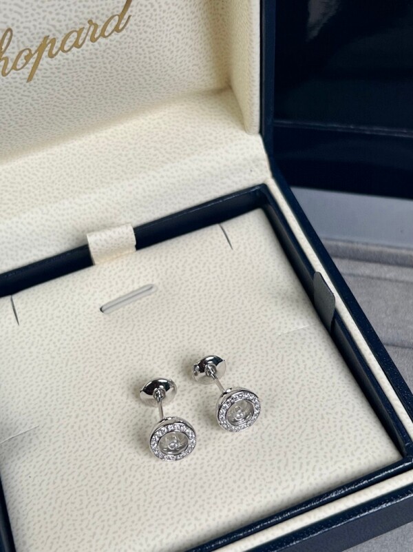 위핑,쇼파드 Chopard 모던 클래식 디자인 트렌드 이어링