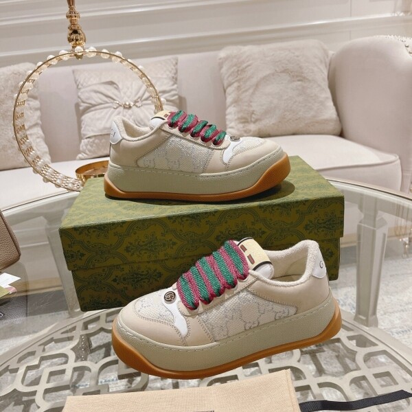 위핑,구찌 GUCCI 트렌디한 디자인 통굽 스니커즈