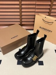 버버리 BURBERRY 모던 클래식한 우아함 부츠