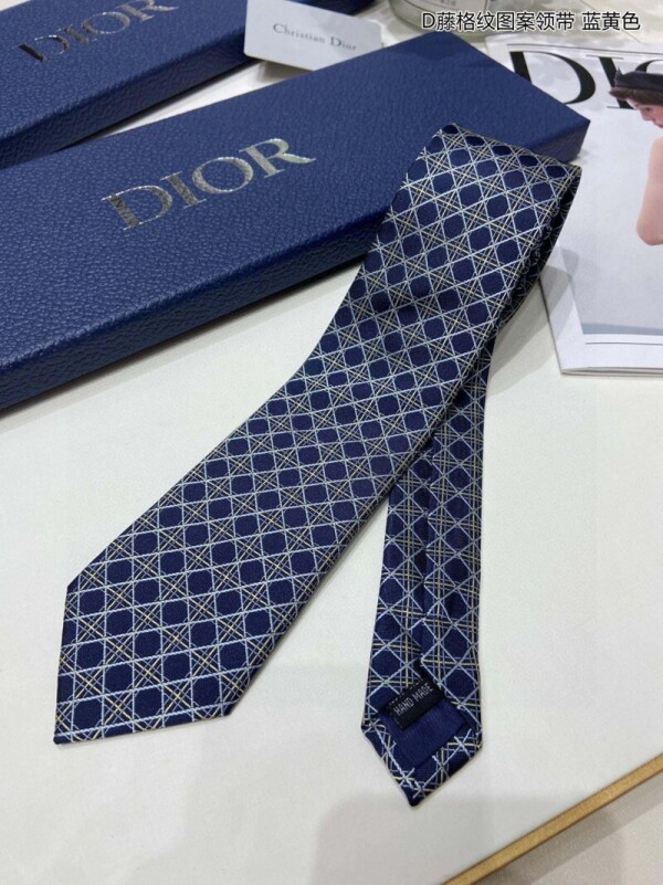 위핑,디올 DIOR 모던 클래식 디자인 비즈니스 캐주얼 넥타이