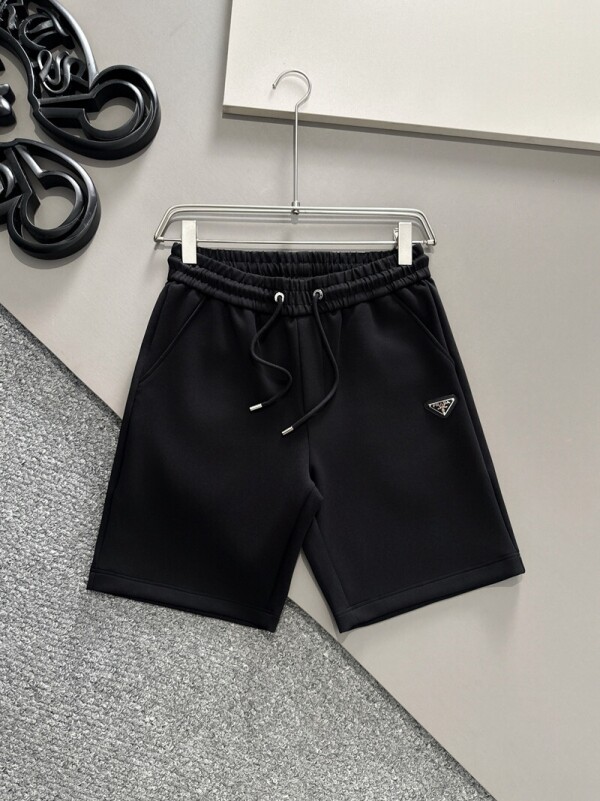 위핑,프라다 PRADA 클래식 코디 캐주얼 반바지