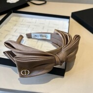 디올 DIOR 리본 디자인의 세련되고 다재다능한 헤드밴드