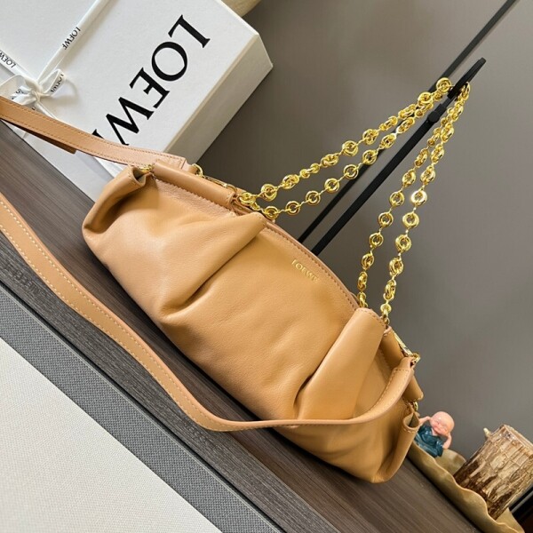 위핑,로에베 LOEWE Paseo 모던 심플 체인 숄더백