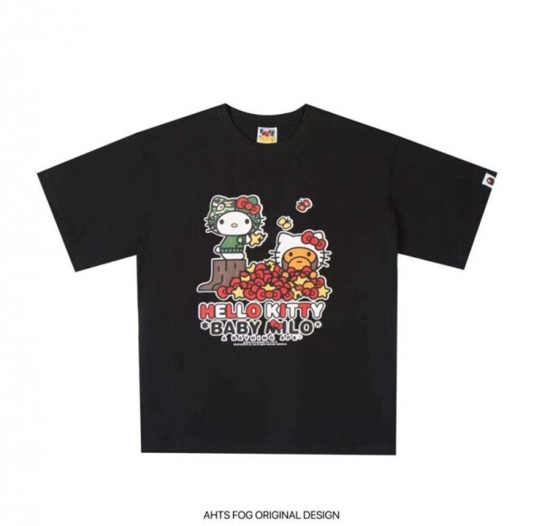 위핑,베이프 BAPE X Hellokitty 커플 모던 반팔 티